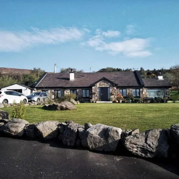 Great Lawne Kinisi 3km from Carrauntohil V93 HV56, hotel v destinaci Killarney
