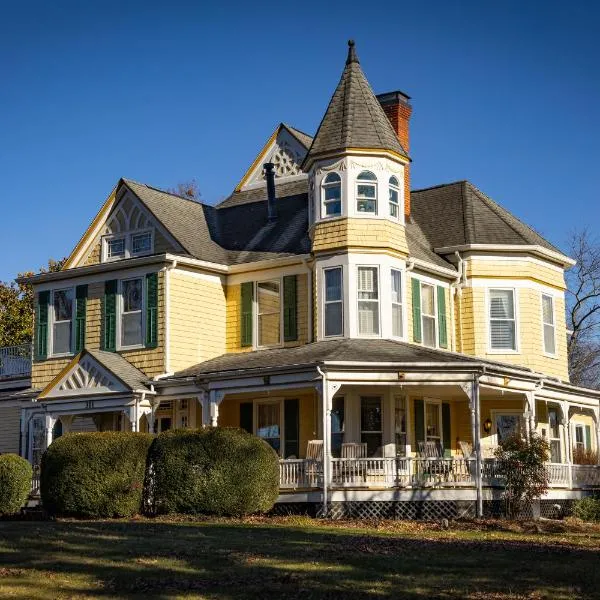 The Oaks Victorian Inn، فندق في كريستيانسبورغ