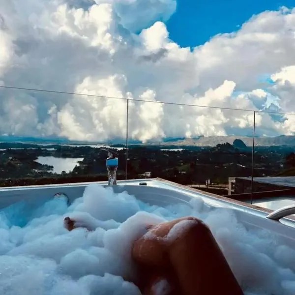 Montecielo Hosting, hotell sihtkohas Guatapé