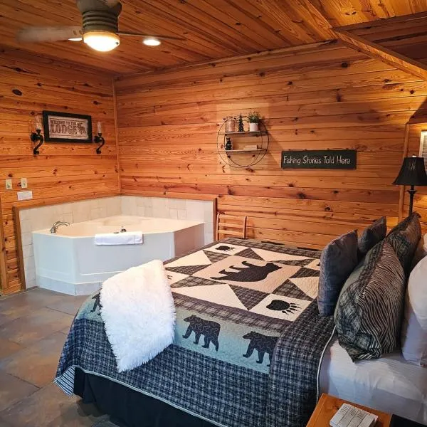 5 Min To Beaver Lake, King Bed, Fire Pit, Jetted Tub #2, hotel a Eureka Springs