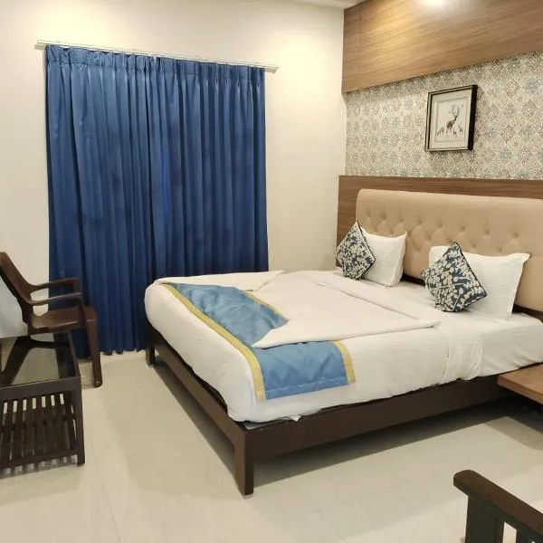 SMA Grand inn, Triplicane, hotel in Chennai