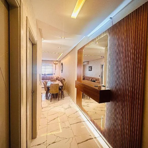 Martil dream with private garage, hotel v destinaci Martil