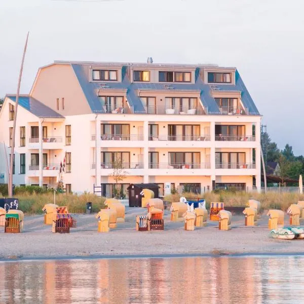 Strandhotel Luv, hotel in Timmendorfer Strand