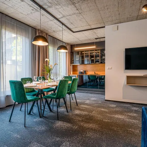 Noir Hotel, hotel v destinaci Szeged