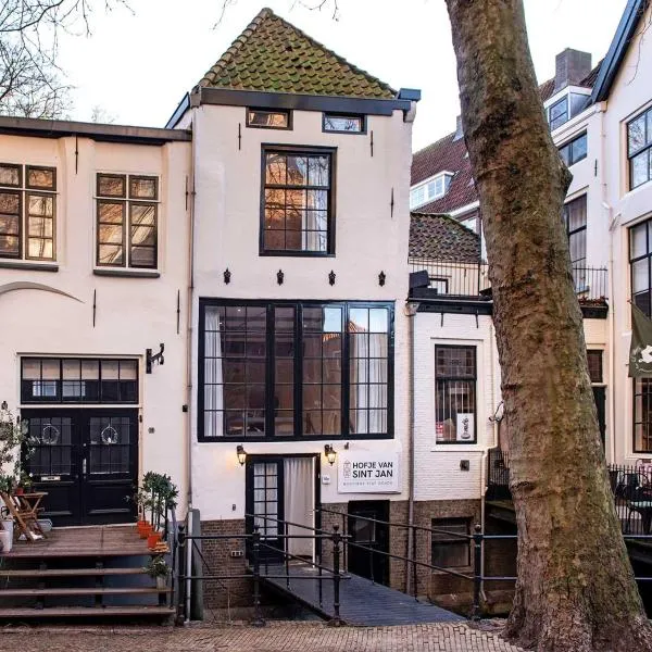 Hofje van Sint Jan, hotel v destinaci Gouda