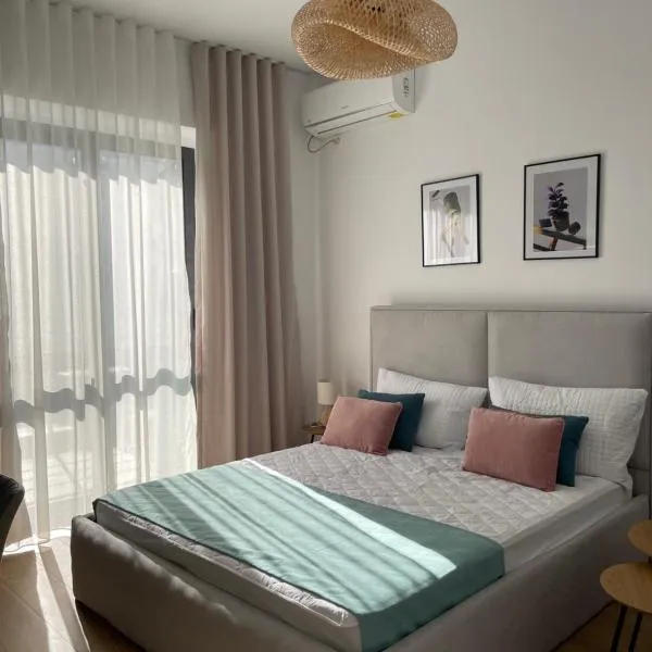 Sunny City Center Apartment, hotel v destinaci Lezhë