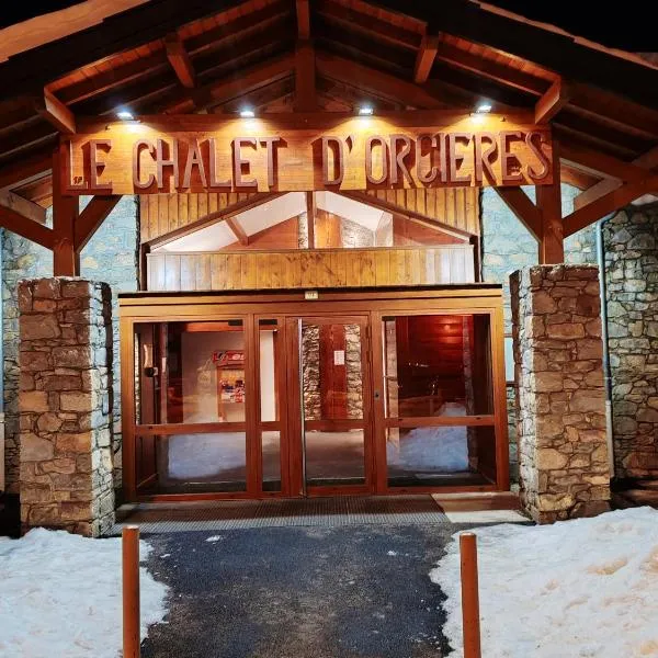 Joli appart 4 personnes au pied des pistes balcon, hotell i Orcières