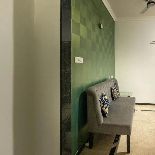 Hive Service Apartment, hotel v destinaci Kójamputtúr