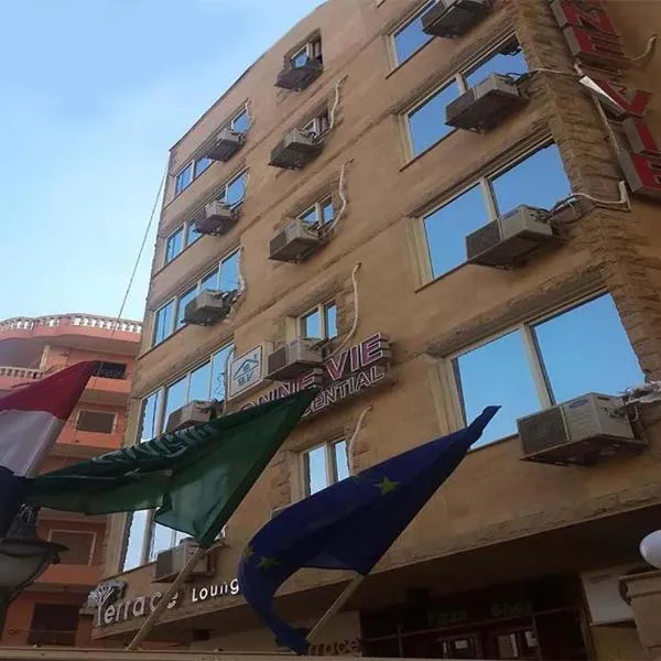 Bonne Vie Hotel, hotel in 6th Of October