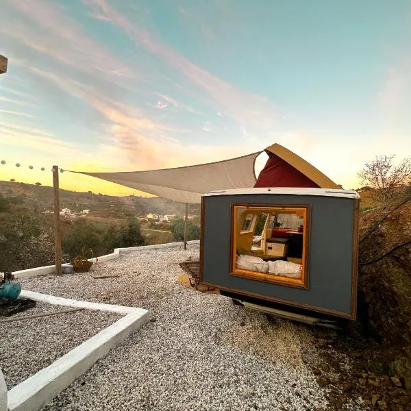 Romantic accommodation - Hottub & Sauna, hotel di Almogía