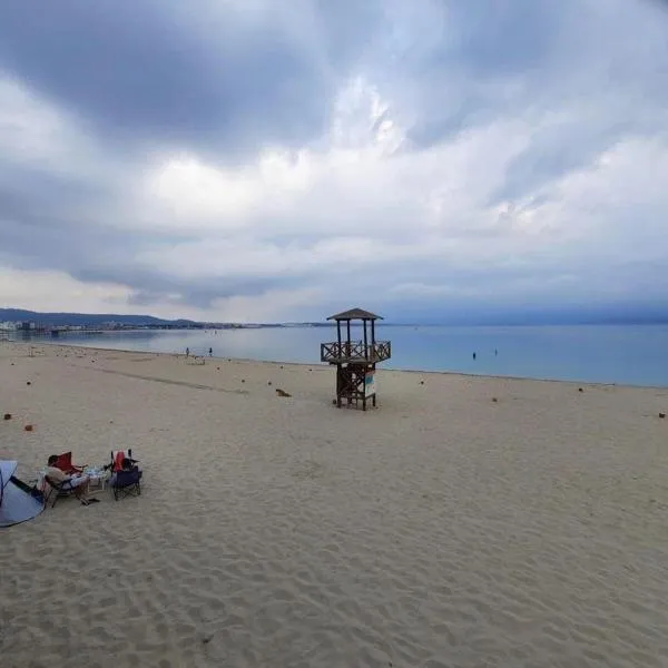 CIZMECI APART, hotel in Cesme