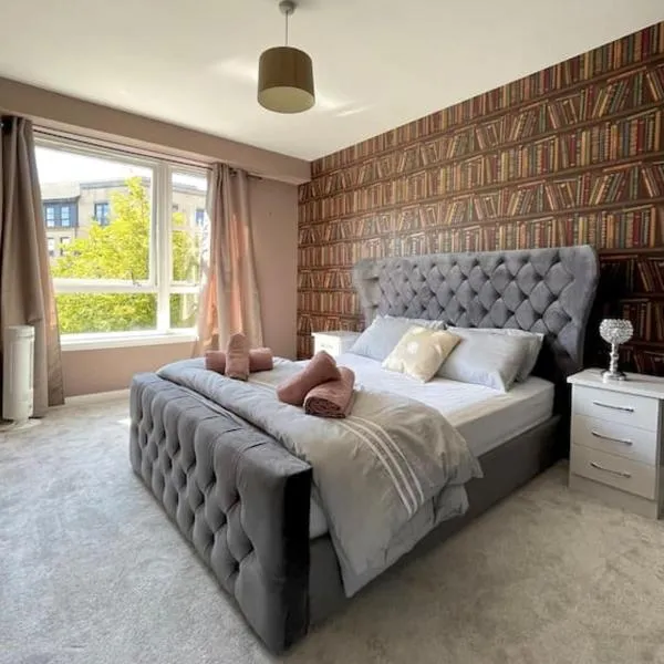 The Naburn - 3 Bed House with Free Parking & Close to City Centre, hotel v destinaci Glasgow