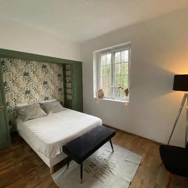 Chambre hôtes, hotel v destinaci Montpinchon