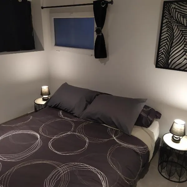 charmant gite 25m² indépendant, hotell i Alès