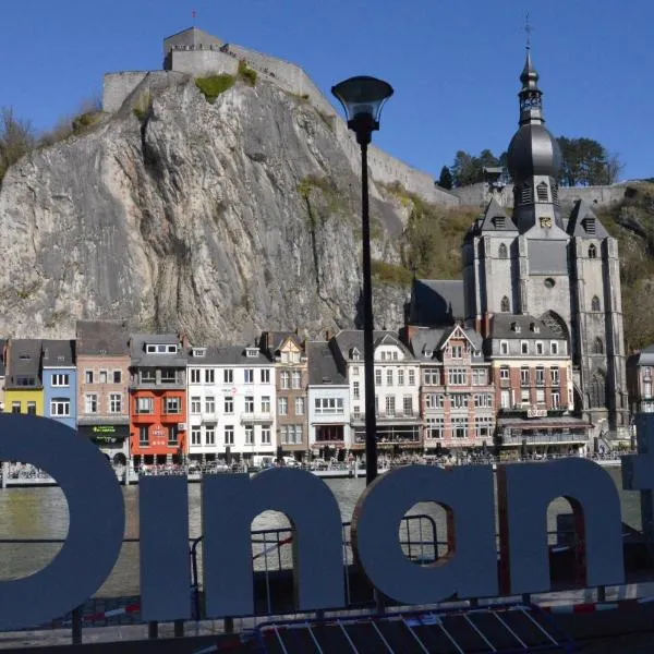 La couque cuivrée, hotel in Dinant