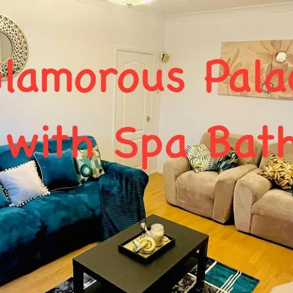 Glamorous Palace with spa bath、ノース・シールズのホテル