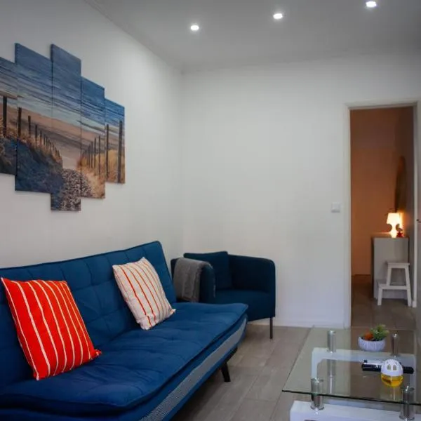 Just4u Apartment, hotel i Almada