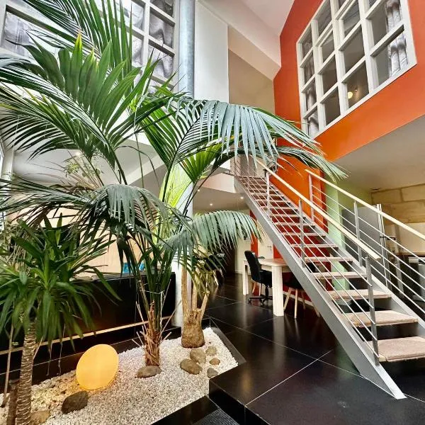 Maison indépendante climatisée 2chambres et 1mézzanine 110m2, hotel v destinácii Bordeaux
