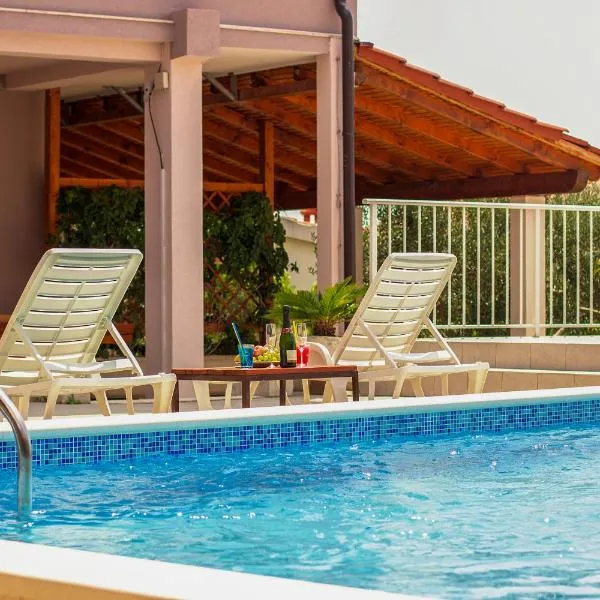 ZINA Apartmants, hotel v destinaci Lokva Rogoznica