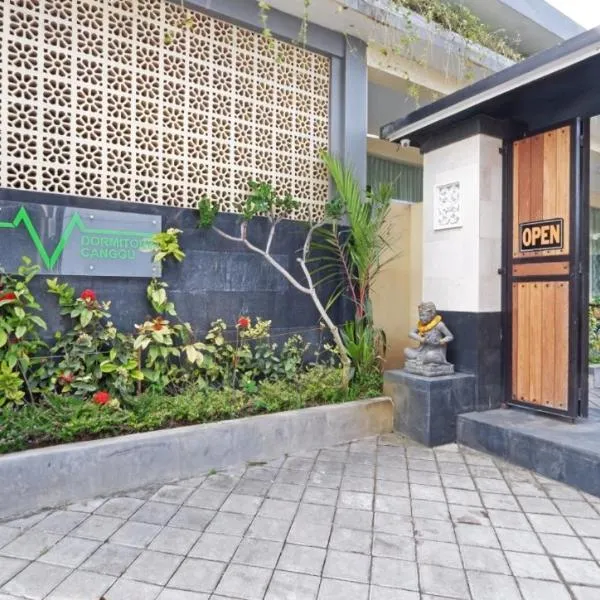 V Canggu Dormitory, hotel v destinaci Canggu