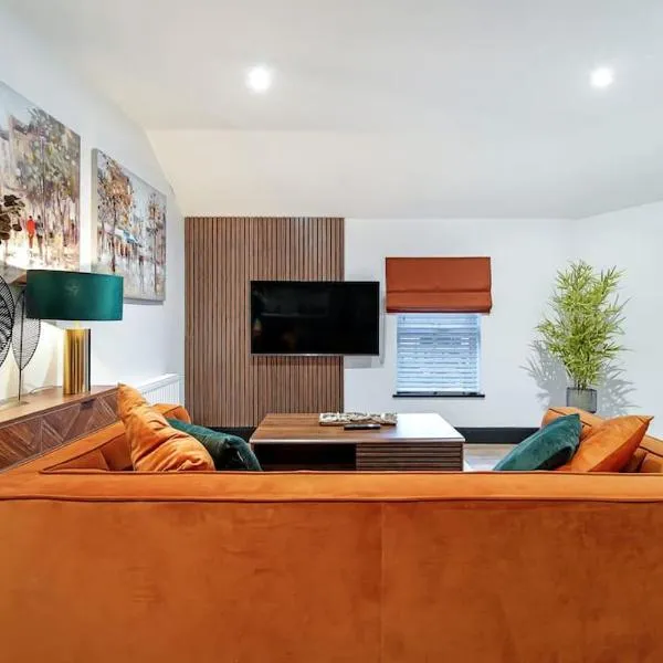 The Eden Loft: A Stylish Retreat, hotel in Strabane