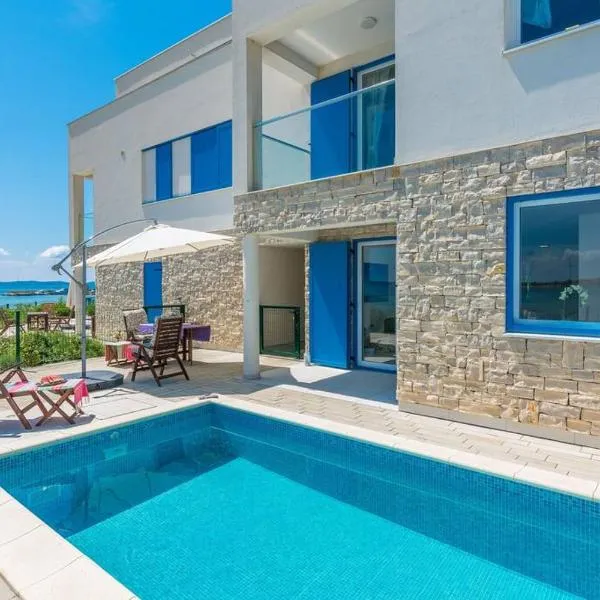 Villa Miri Jasmine, hotel v Privlake