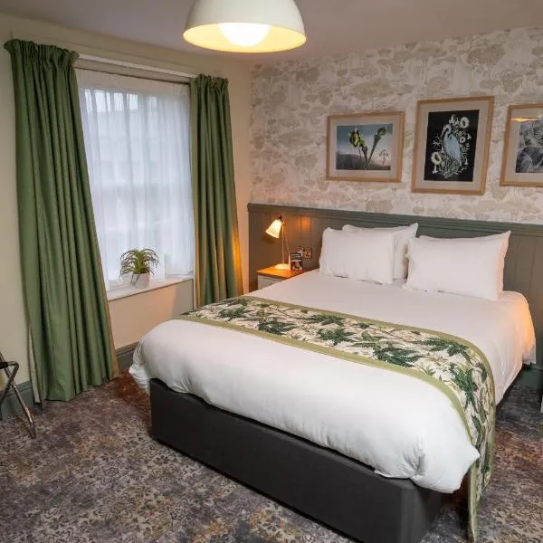 Rockingham Arms By Greene King Inns、Wentworthのホテル