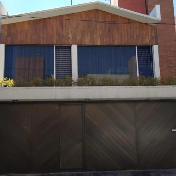 Habitación amplia cerca de Tlalpan – hotel w mieście Meksyk