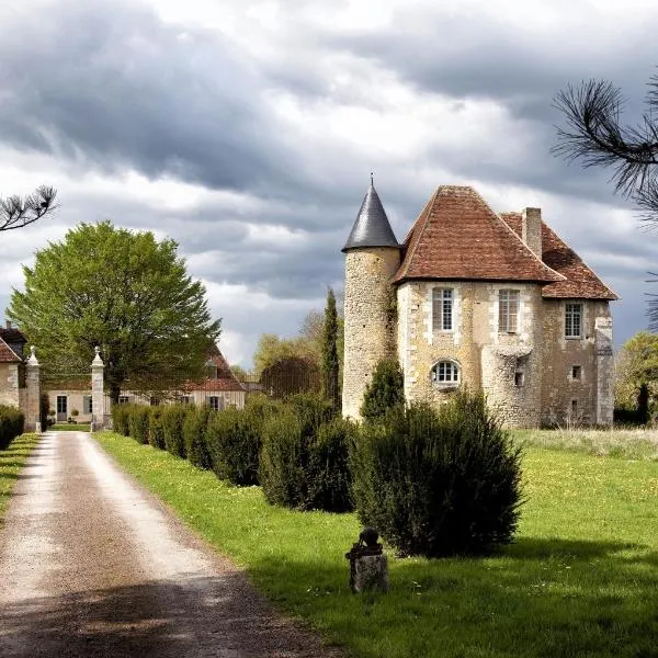 Les Chambres d'Hôtes du Château de Saint-Georges, hotel em Saint-Georges-sur-Moulon