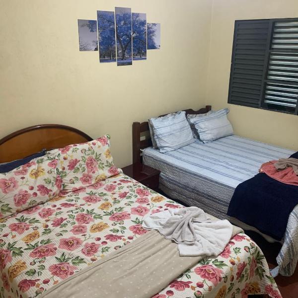 Apt 01 no piso térreo com 3 qtos e 1 vaga - Foto 2