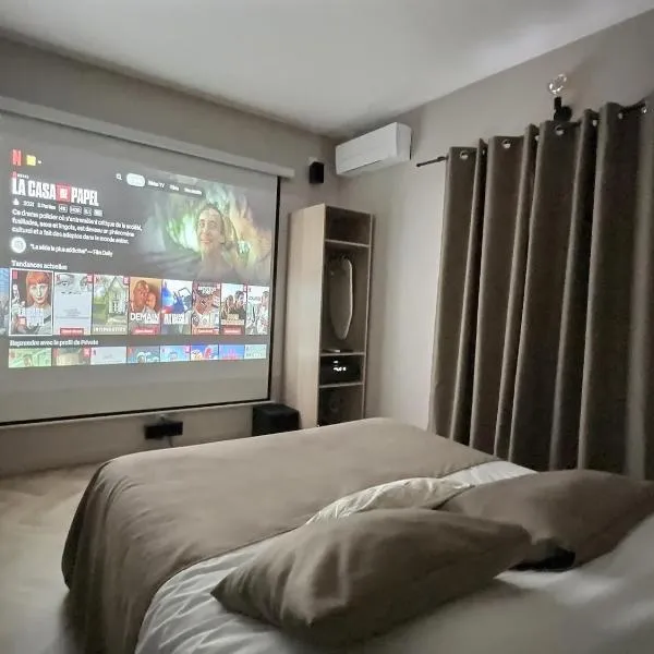 Appart Hotel Cinéma Perpignan – hotel w Perpignanie