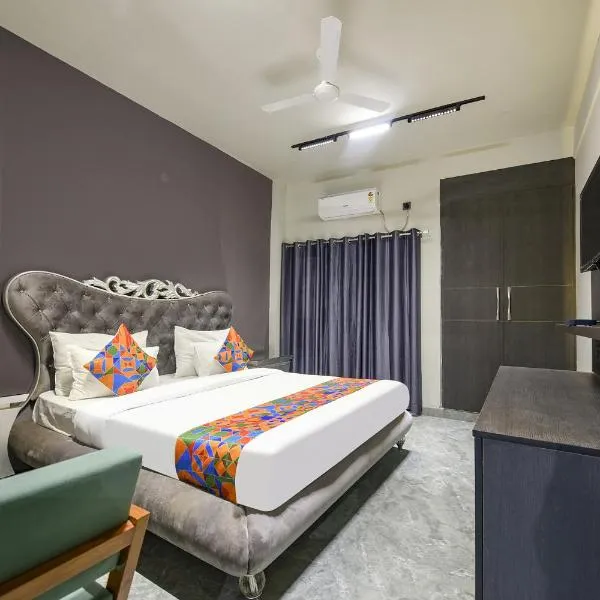 FabHotel Naina Residency, khách sạn ở Rāiwāla