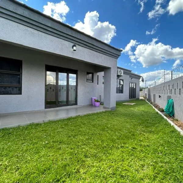 Epic Springs Bed & Breakfast, hotel a Jwaneng