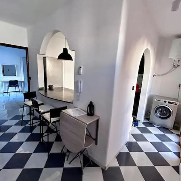 An oasis close to the beach., hotel v destinaci Martil