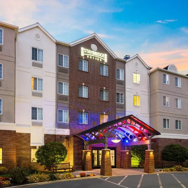 Staybridge Suites Rochester University by IHG, hotel v destinaci Rochester