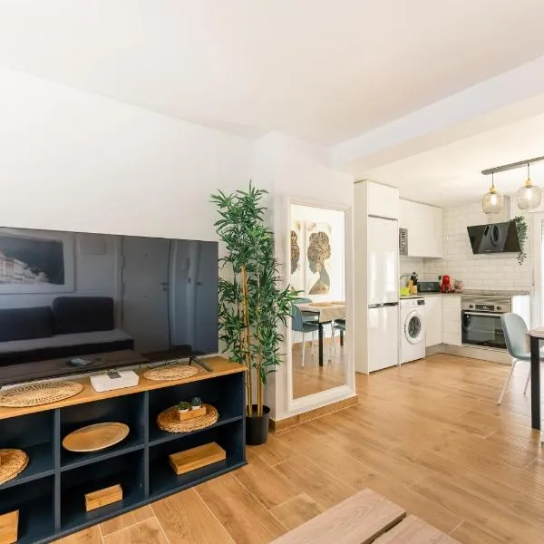 APARTAMENTO EN LA PLAYA DE BENIDORM, hotel di Benidorm
