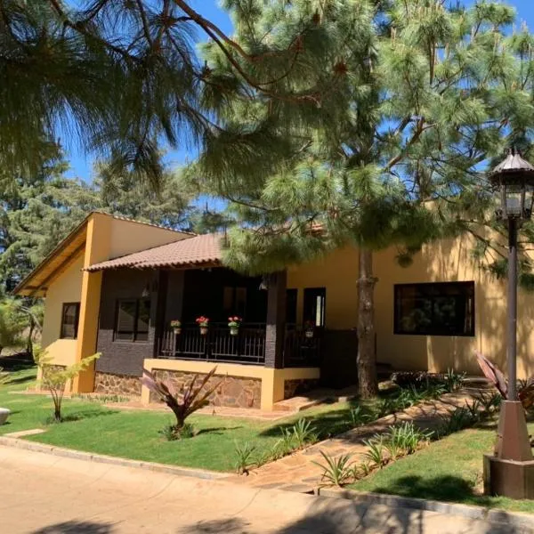 Cabaña No.2 Puerta del Bosque Mazamitla., hotel v destinaci Mazamitla