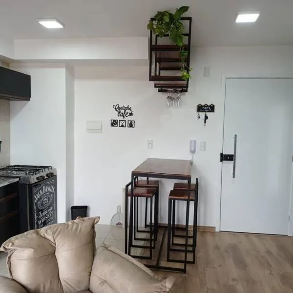 Loft bem localizado no Fragata, hotel in Pelotas