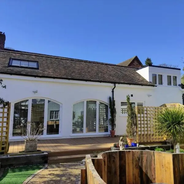 Pass the Keys A unique and cosy cottage - optional hot tub, hotel a Church Stretton