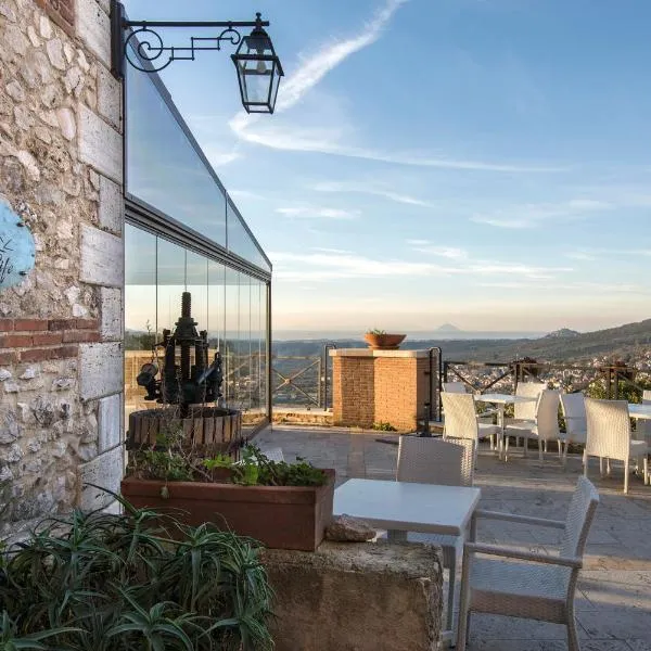 The Life, hotel v destinaci Marcellina