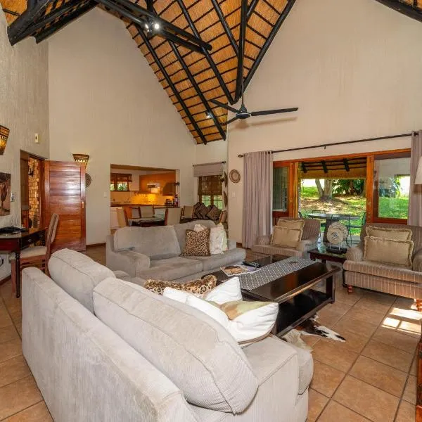 Kruger Park Lodge Unit No. 246, hotel in Hazyview