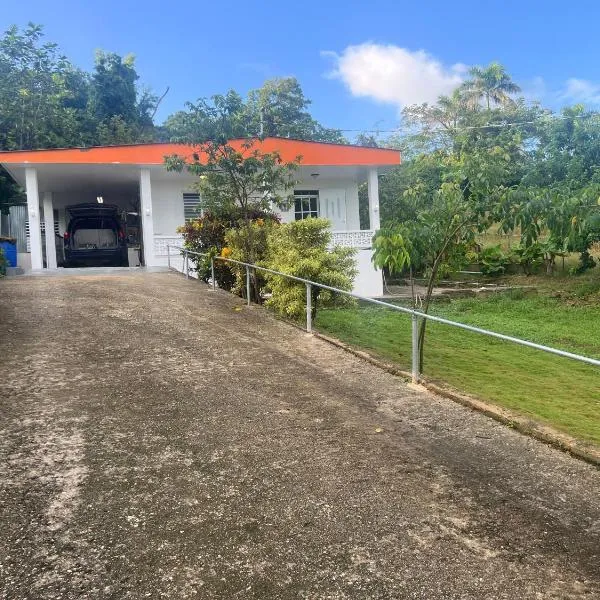 Coqui del corazón Guest House, hotel v destinaci Hatillo