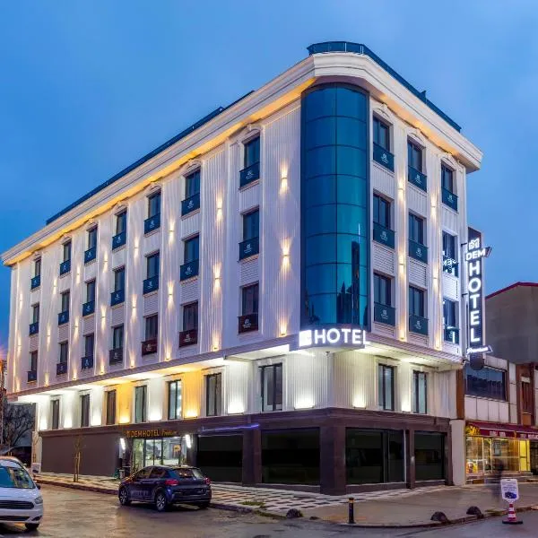 Dem Premium Hotel - Round Trip Airport Service - Istanbul International Airport, hotel in Arnavutköy