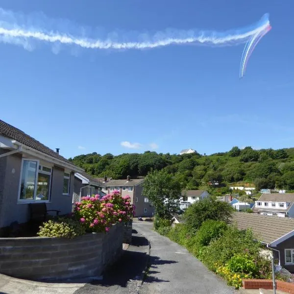 Sea view bungalow, hotel in The Mumbles