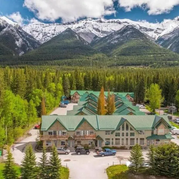 Banff National Park Wood lodge, hotel u gradu Kanmor