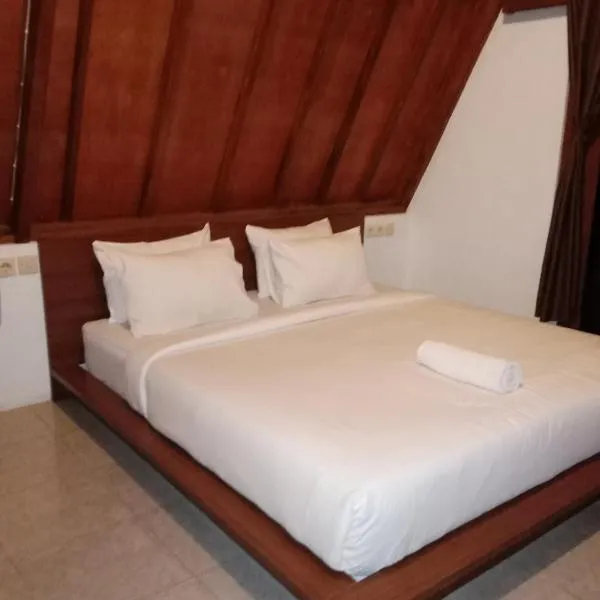 ๋ถ๋ฐฉ์ ์์นํ ํธํ
Jepun homestay surf point