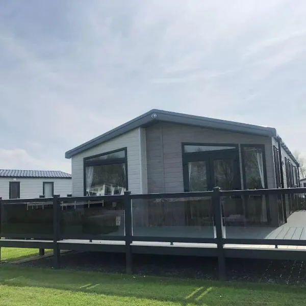 Blissful Lodge Haven Lakeland, hotel en Flookburgh