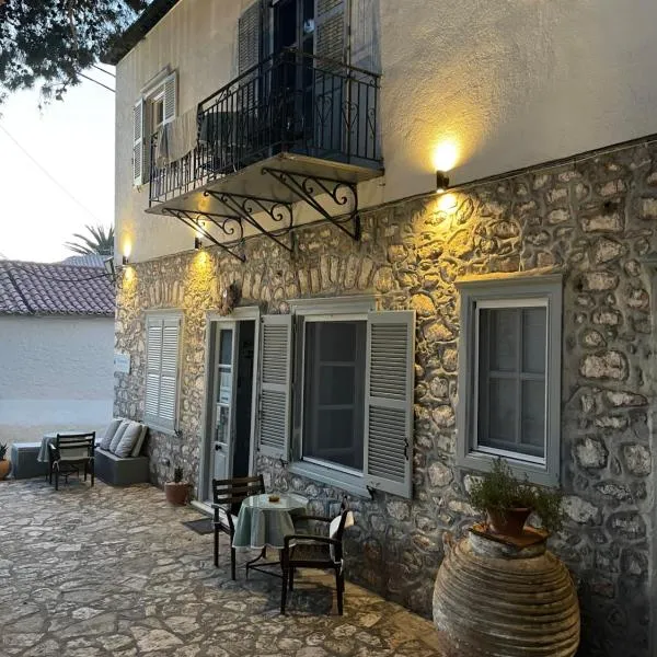 Piteoussa rooms, ξενοδοχείο στην Ύδρα