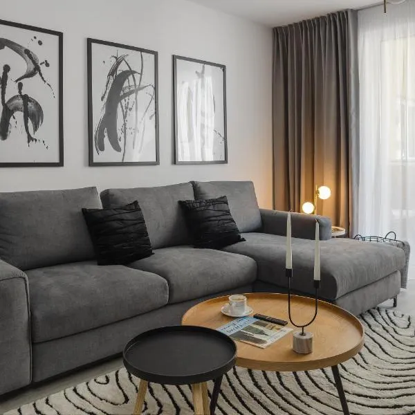 Chic Condo at Urban, hotel in Braşov
