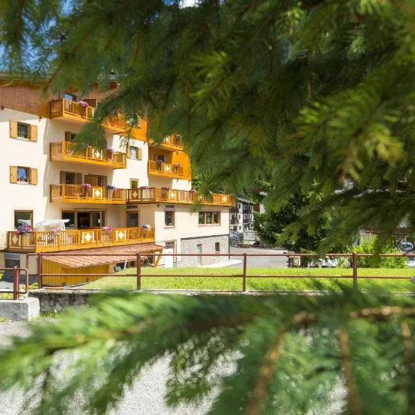 Relais San Giusto, hotel en Campitello di Fassa